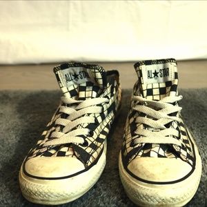 Converse with doable crossword puzzle